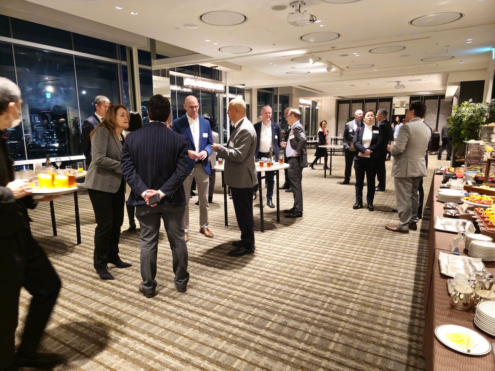  The March CEO Forum featured ACCJ staples: delicious finger foods and networking. 