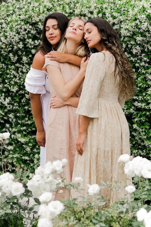 How To Maintain Long-Distance Friendships