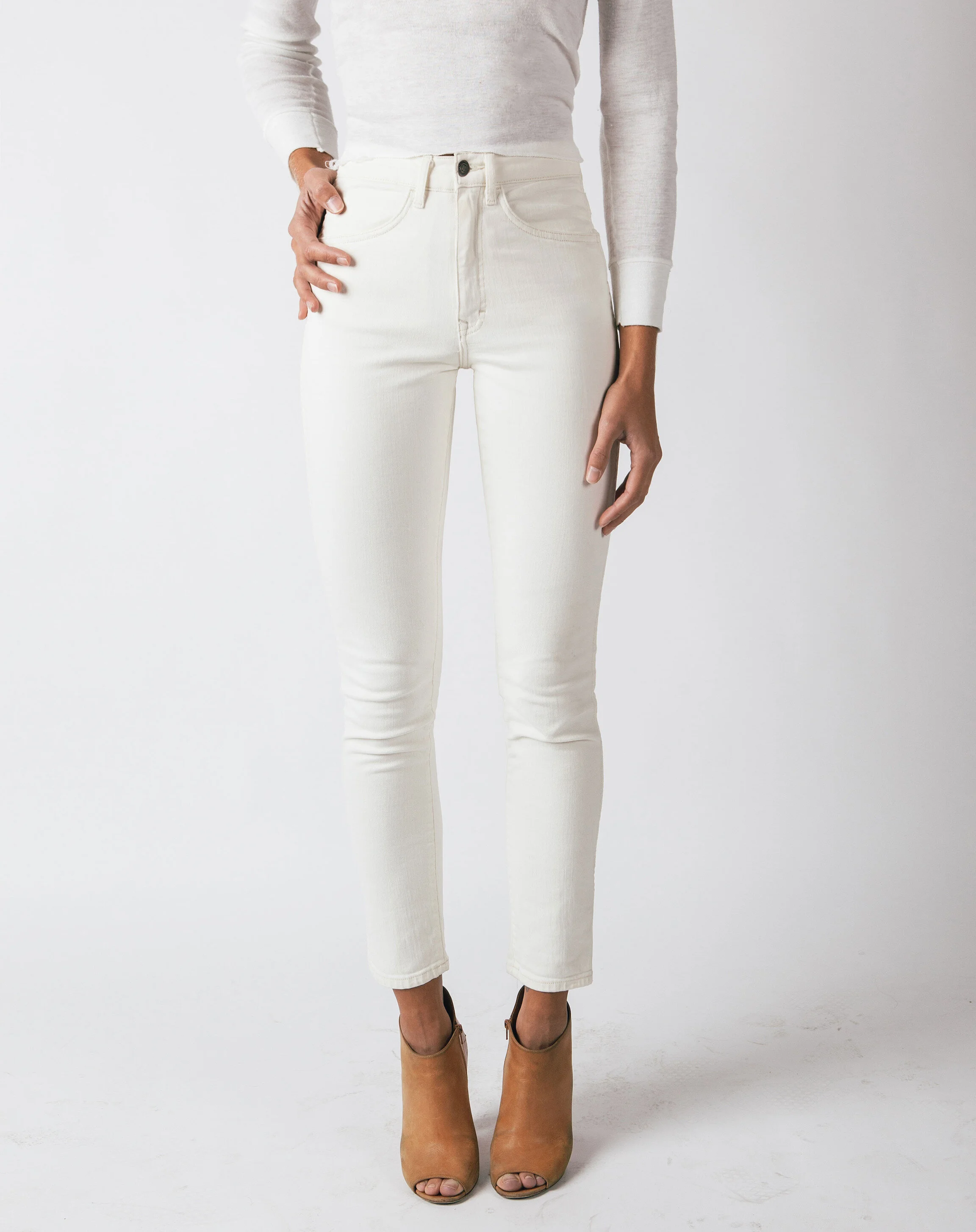 11 Sustainable White Denim Jeans You Can Wear All Summer — The Good Trade