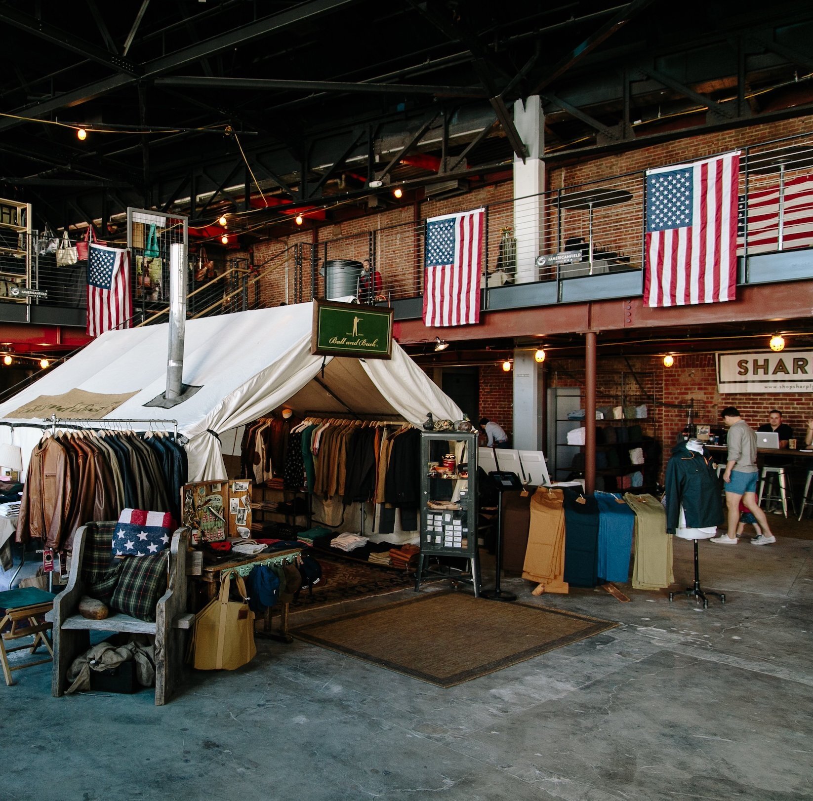 Celebrate Fall By Shopping Local At These Maker's Markets Across The ...