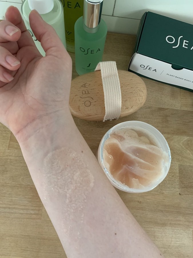 Osea-scrub