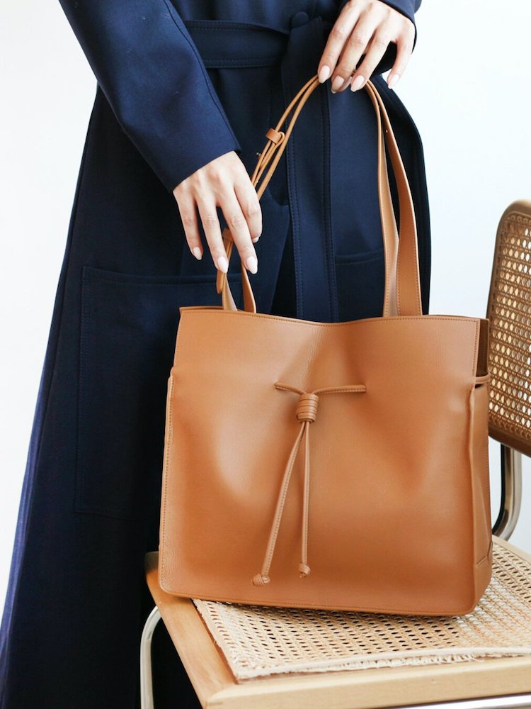 9 Vegan Bags & Purses That Prove You Don't Need Leather To Be Stylish — The  Good Trade