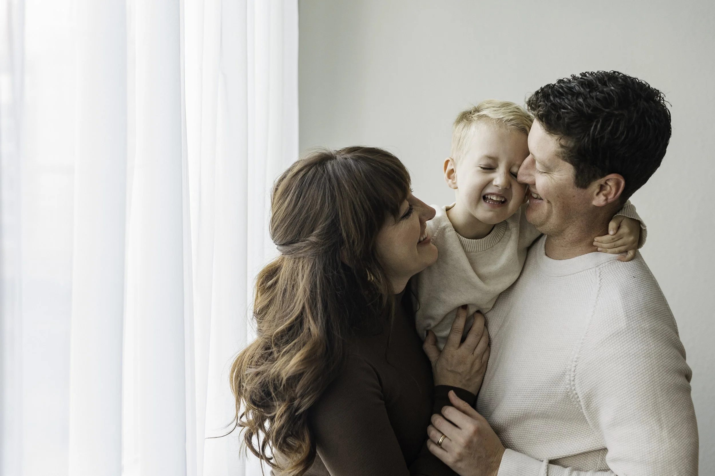 Why Choosing a Studio Can Be a Huge Win for Family Photos