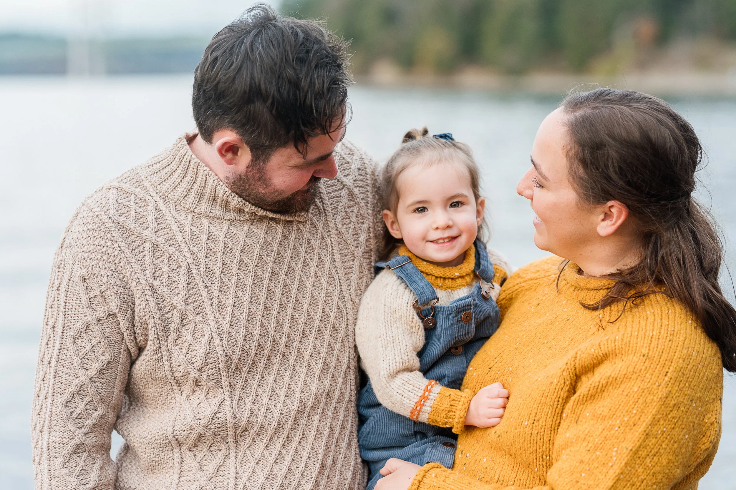 Winter Family Photos at Titlow Beach | Tacoma Family Photographer