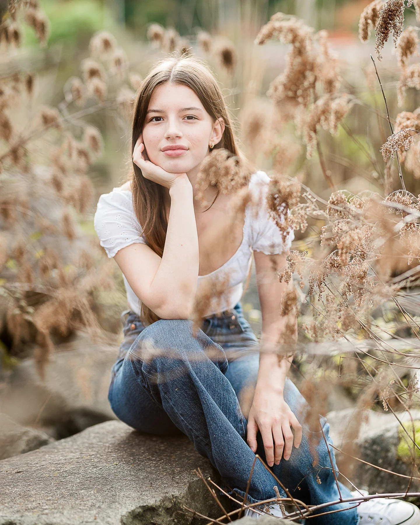 Fall is one of the best times for senior photography in Tacoma, especially along the waterfront. Clara&rsquo;s session at Chinese Reconciliation Park perfectly blended Pacific Northwest scenery with her love of dance&mdash;soft movement against the r