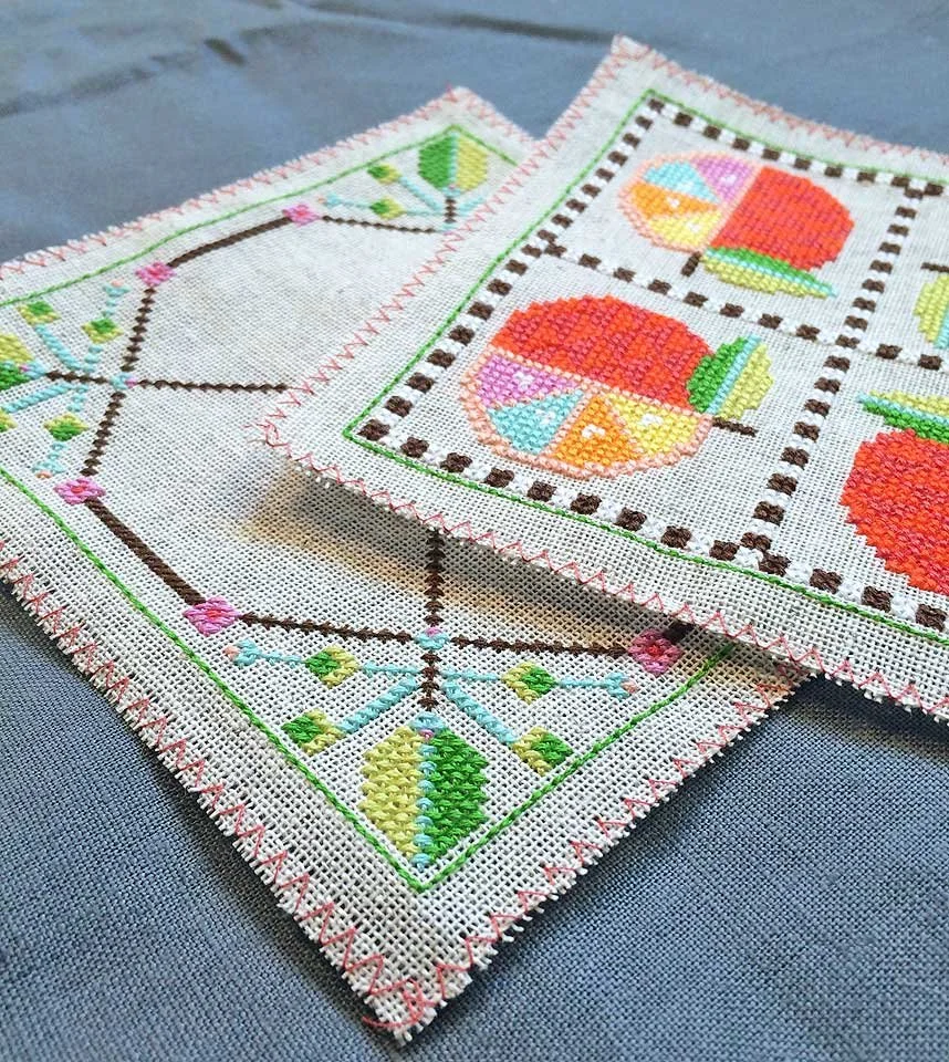 Biscornu Tutorial — Satsuma Street