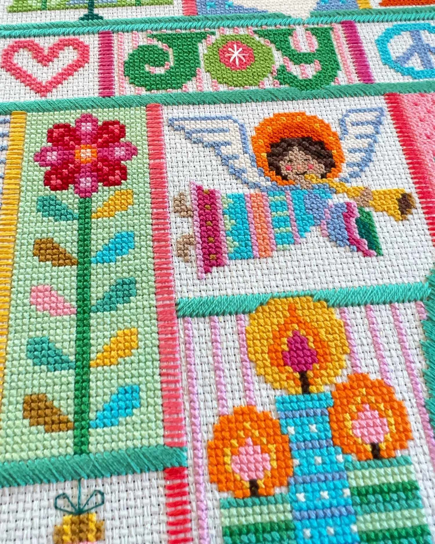 Oh What Fun! - modern cross stitch Christmas stocking pattern - Satsuma Street — Satsuma Street oh-what-fun-modern-cross-stitch-christmas-stocking-pattern-satsuma-street-satsuma-street