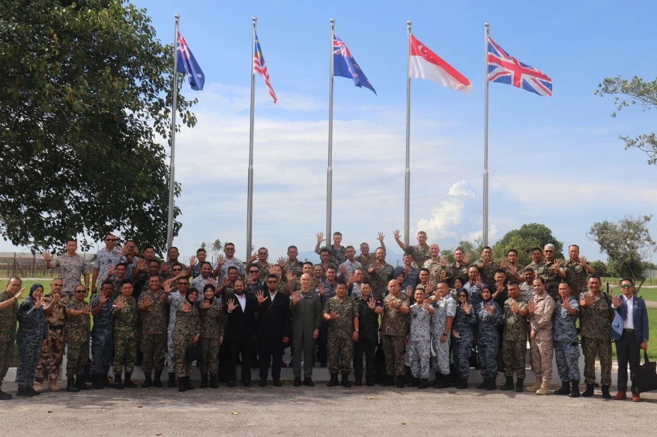 Malaysian Armed Forces Defence College Visits HQIADS to Strengthen Professional Cooperation