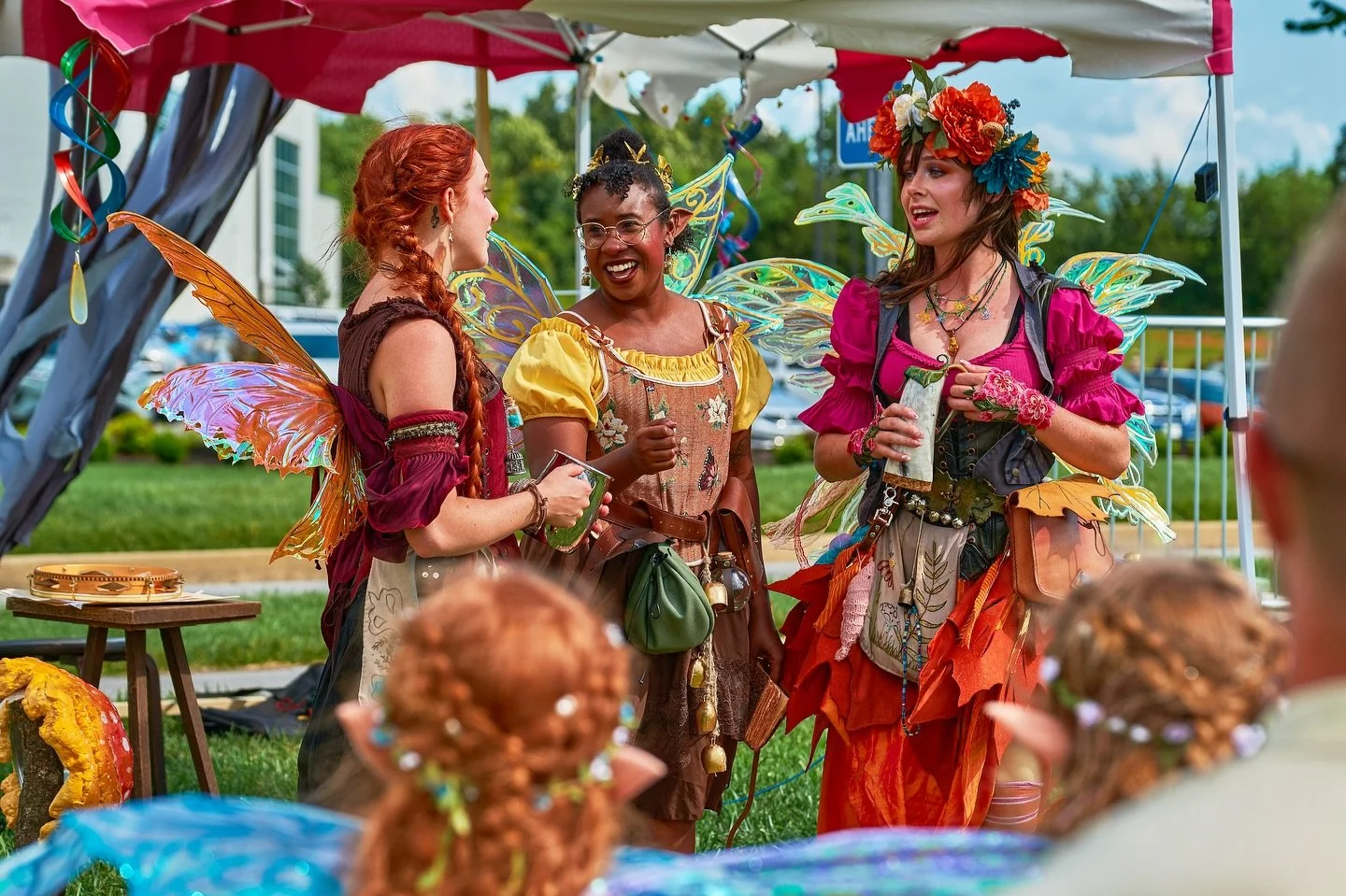 &ldquo;How sweet it would be&hellip; to dream by the silvery moonlight&rdquo;

Thank you @apprenfaire for hosting us at the Summer Twilight Faire. More laughs and smiles fluttered across the valley than we could have hoped! 🧚🧚&zwj;♀️🧚&zwj;♂️

📸 @