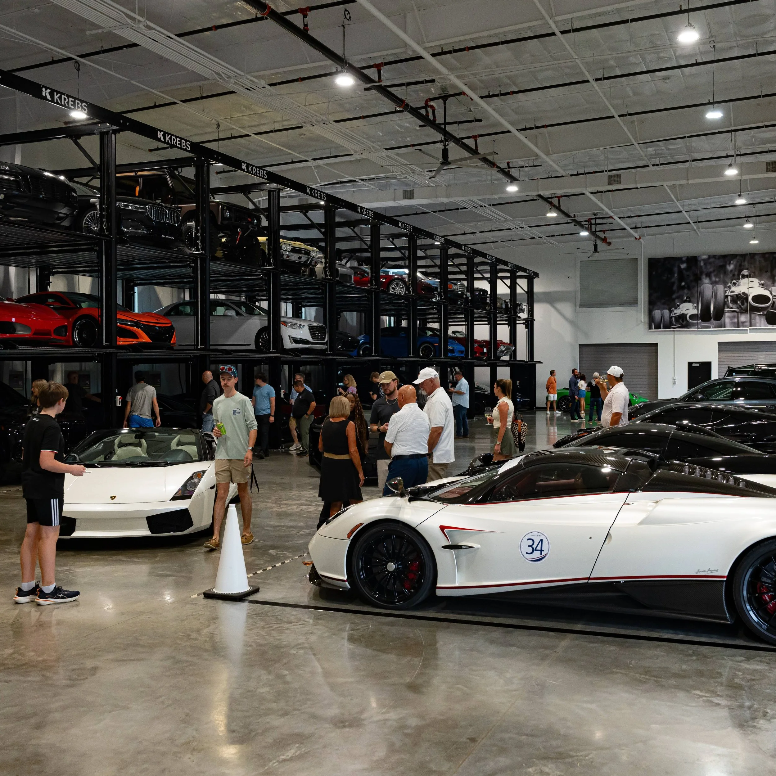 Just a routine evening inside the Mota Garage. Good people, exceptional specs, and the quiet pursuit of automotive excellence.

As always, a big thanks to our members. The heartbeat of the garage.

📷 @latenightlap