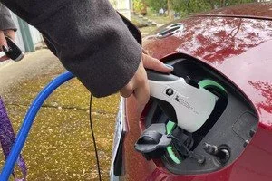 Housing societies will need norms for EV charging, says Bombay HC, set to hear matter further