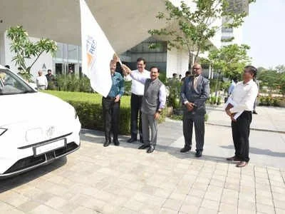 REC Chairman flags off first fleet of electric staff vehicles