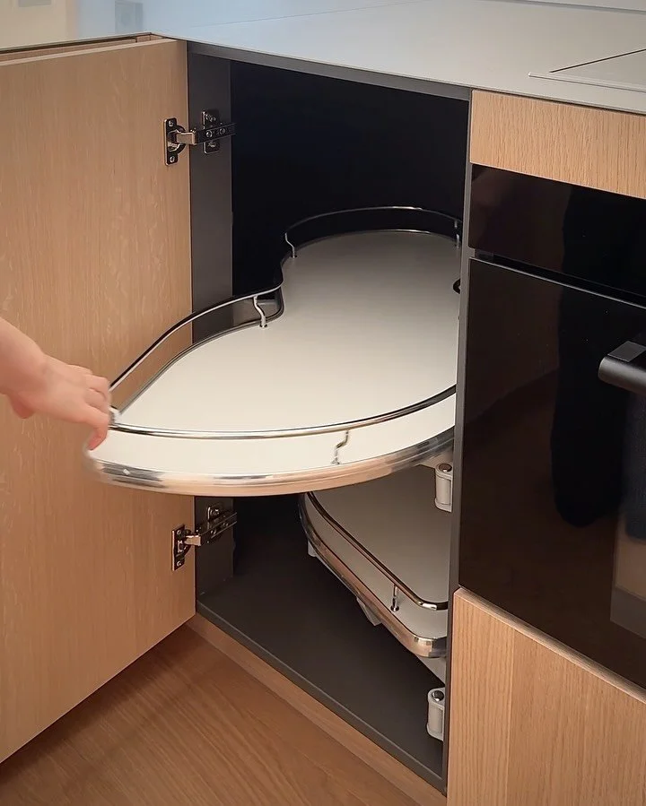 임시 보관함에 오랜 기간 담아 두었던 영상과 사진들을
고민하다가 이런저런 디테일과 과정들이 담겨 있어 
조금은 날것처럼, 여과 없이 가득 담아보았습니다.

2026년에는 우리가 머무는 모든 공간이 
단순한 배경이 아니라, 각자에게 쉼이 되고 
쌓여가는 시간과 따뜻한 순간들이 머무는 자리가 되길 바랍니다.

새해 복 많이 받으세요☺️