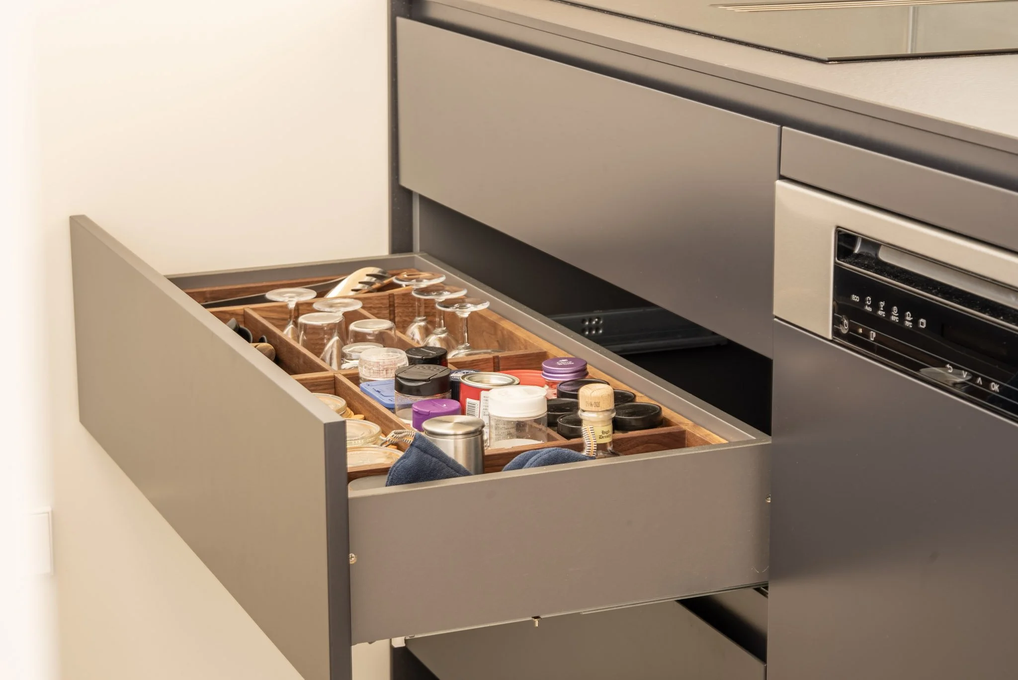 3b38214b72cdfabdcb78f1f6d3916d3c.jfif