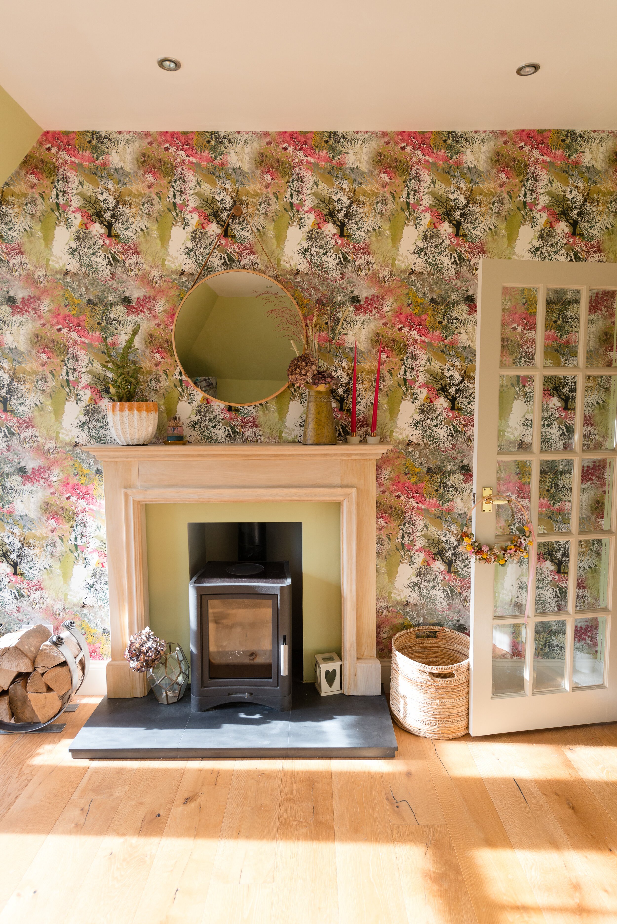 Mairi+Helena+prints+and+summer+isle+wallpaper-6.jpeg