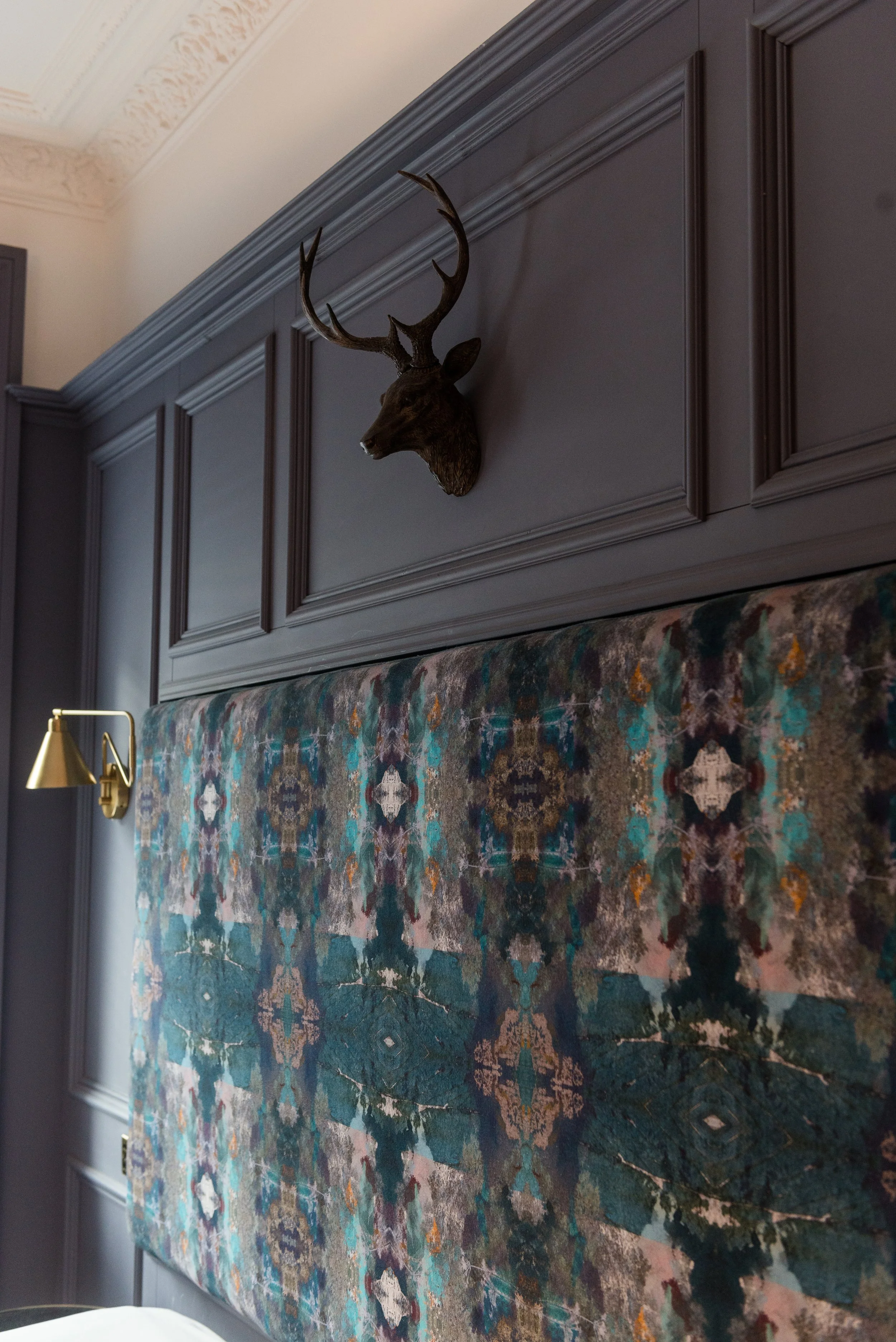 The Designer’s Guide to Choosing Upholstery Fabric for High-Traffic Areas