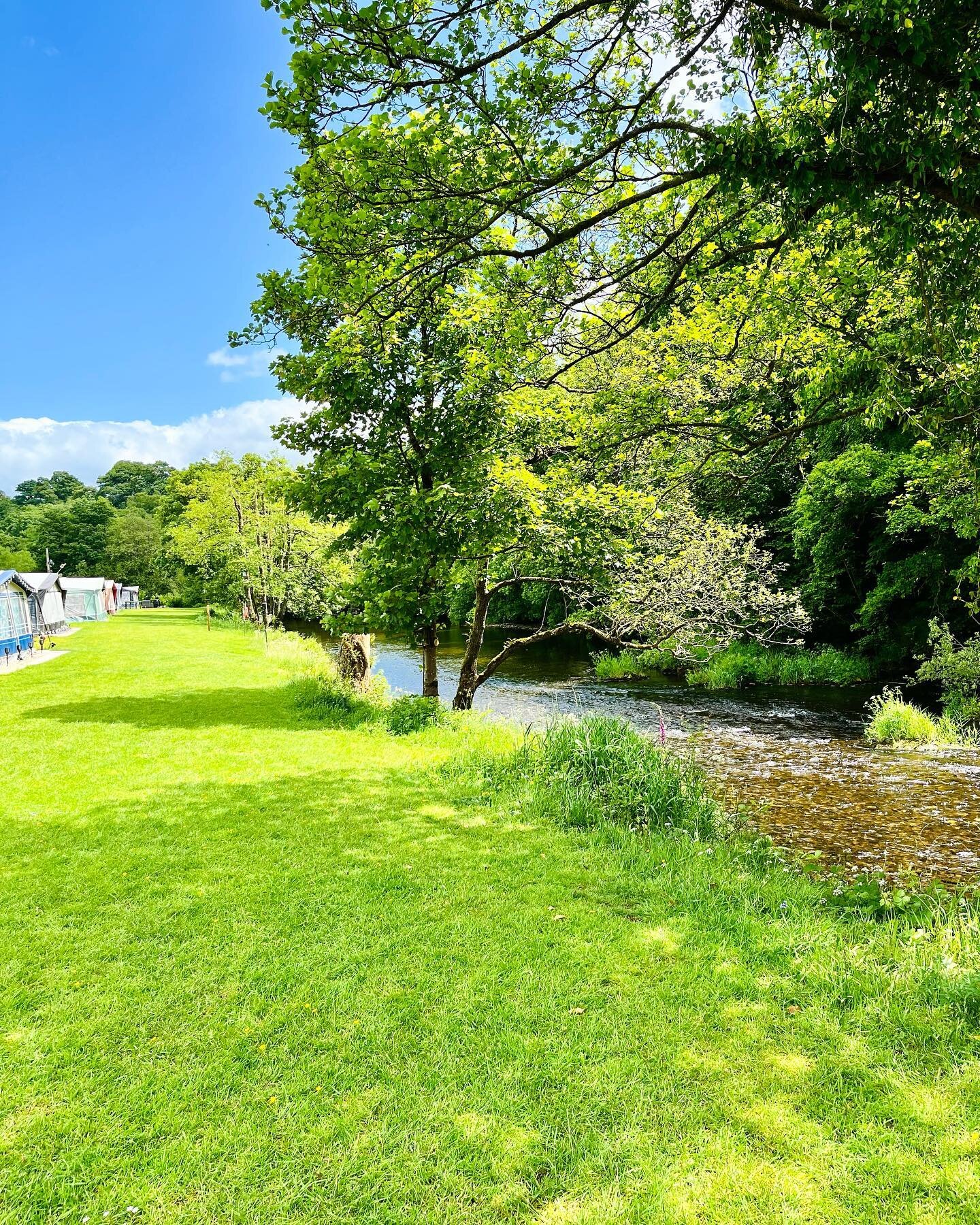 We are just taking a moment to appreciate all the beautiful scenery we have here at Riverside &amp; all the gorgeous views that surrounds us 🌼

We are very excited to have everyone arriving over the next couple of days that will be spending another 