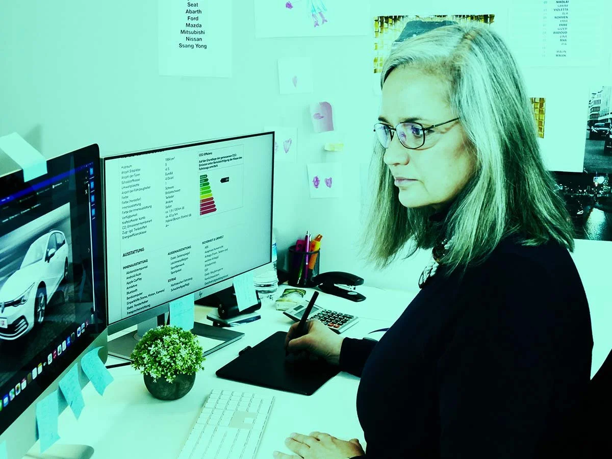 Marketing und Design — Jobs.CheckCars24.de