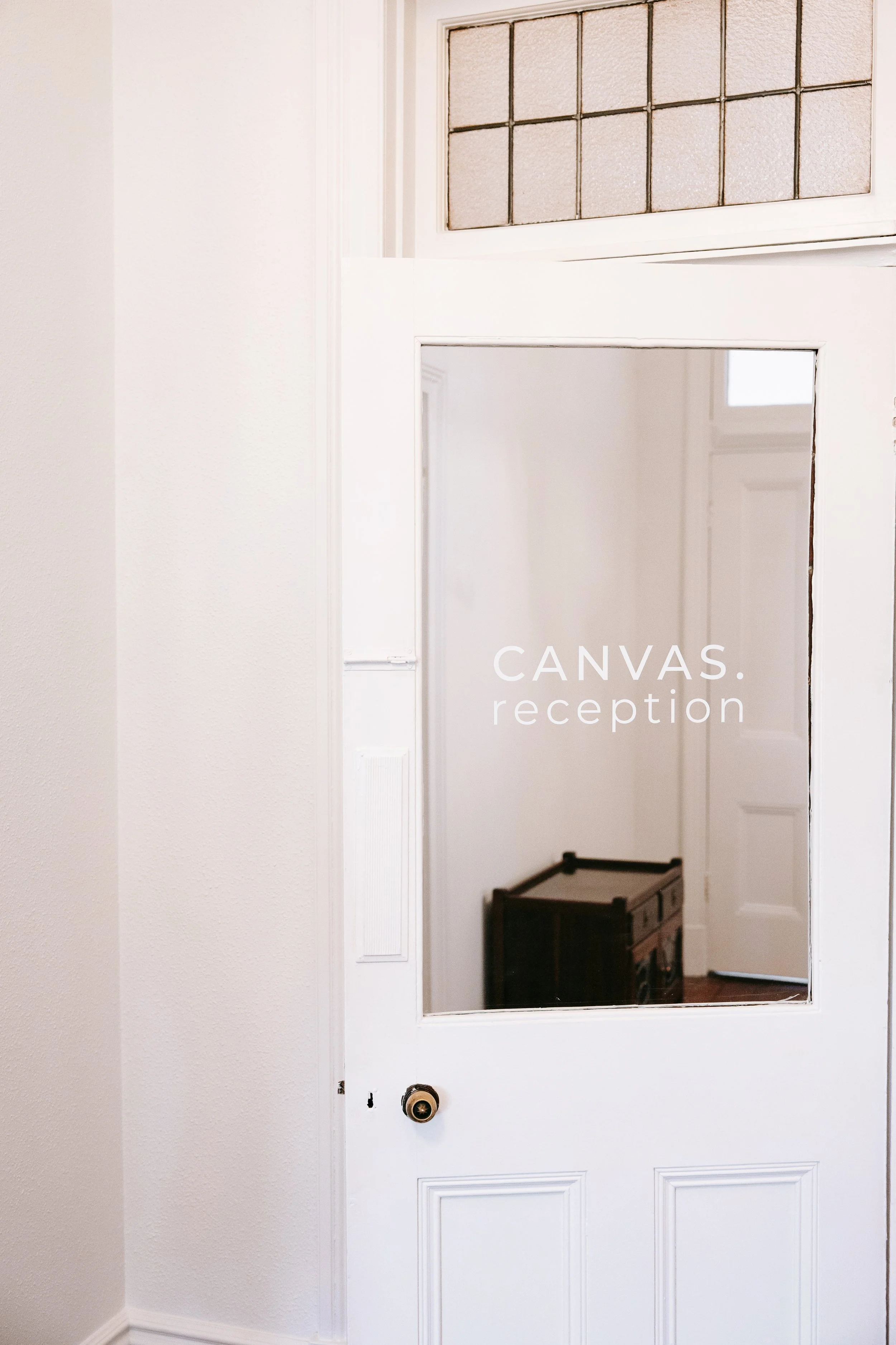 Canvas Cosmetic Clinic North Perth specialising in Botox injections, anti-wrinkle injections, advanced skin treatments, medical aesthetics and non-surgical weight loss treatments.