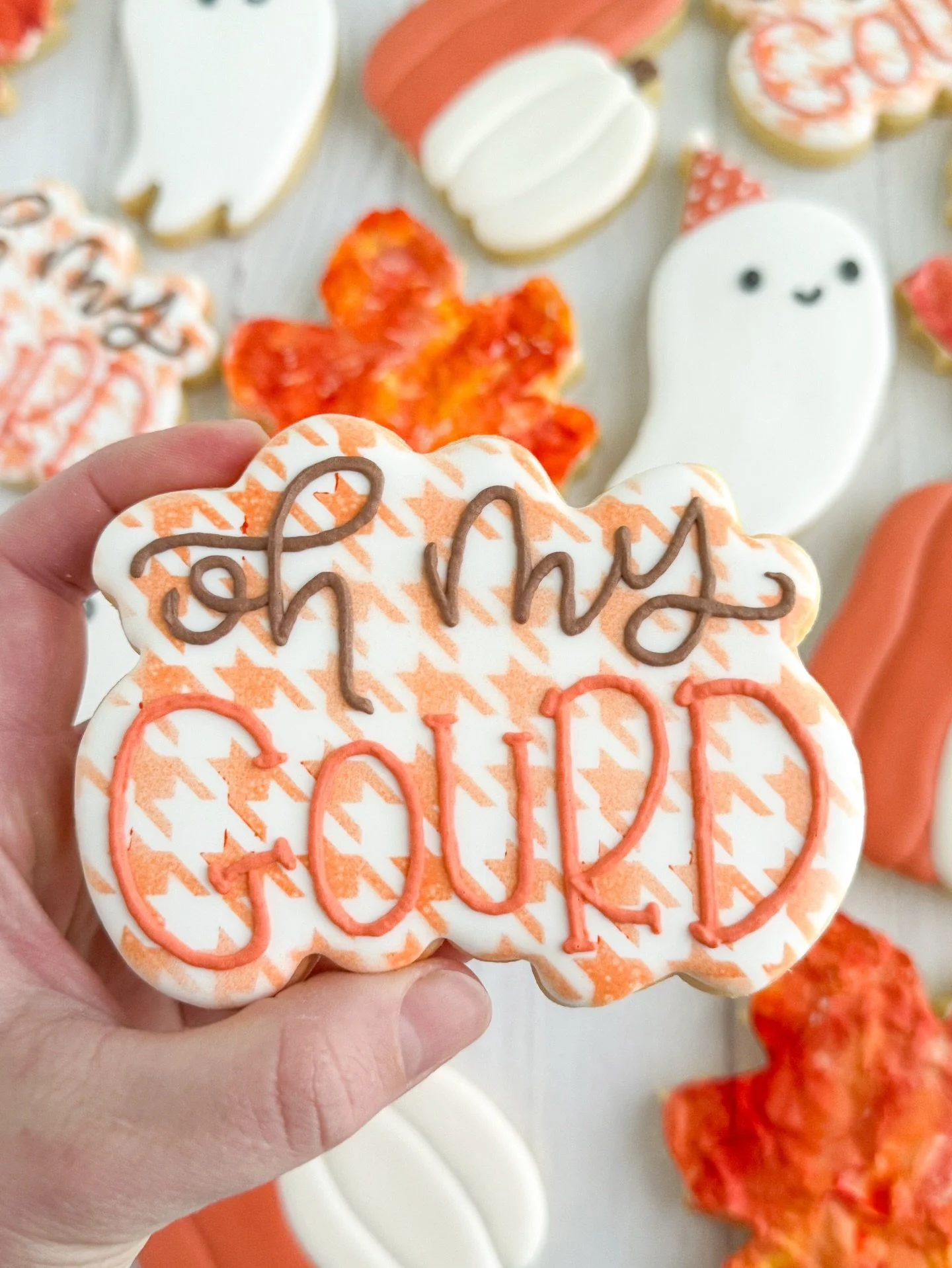 OH MY GOURD it feels like we&rsquo;re never going to get fall weather! 

Based on my weather app it looks like we&rsquo;re all going to get our fall wish this weekend! I&rsquo;m not saying me making these cookies has anything to do with it but I&rsqu