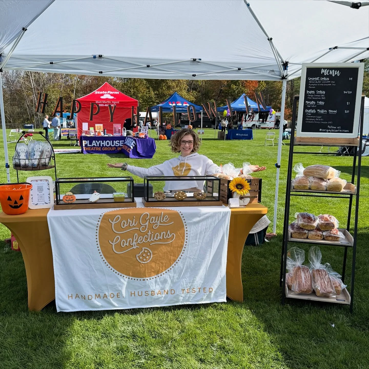 🎉🎉Weekly pre-orders are officially open!!🎉🎉

Have you missed me? After a fun couple months of farmer&rsquo;s markets and pop-ups, it&rsquo;s going to be easier than ever to get your favorite breads and cookies! 

Place your order on my website by