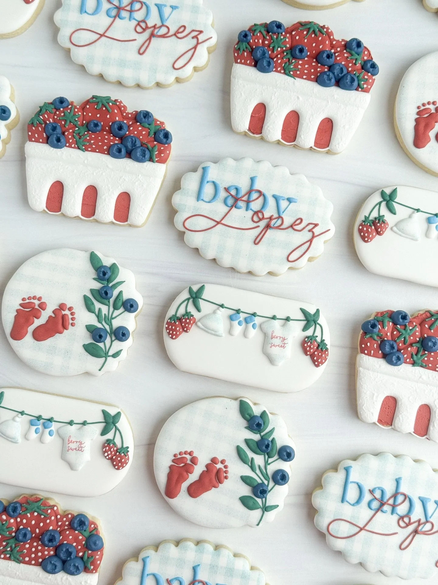 A berry sweet baby shower is the perfect wind up to how many berries your toddler will eventually consume 🍓🫐