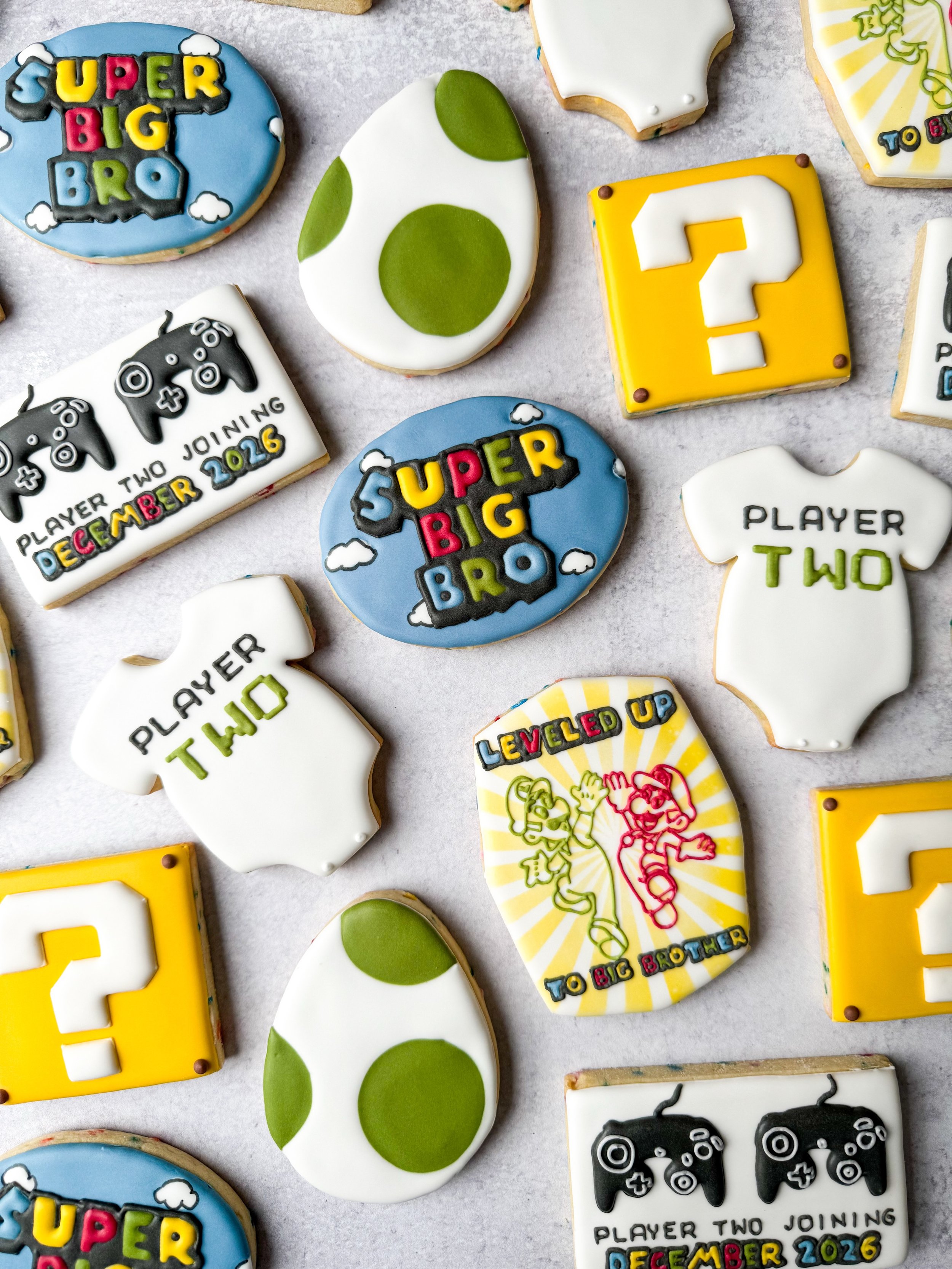 The absolute honor I felt getting to do this client&rsquo;s pregnancy announcement for their family! 

And can you believe I made this entire set with no artificial dyes? It&rsquo;s been such a fun and challenging transition for me! 

#mariocookies #