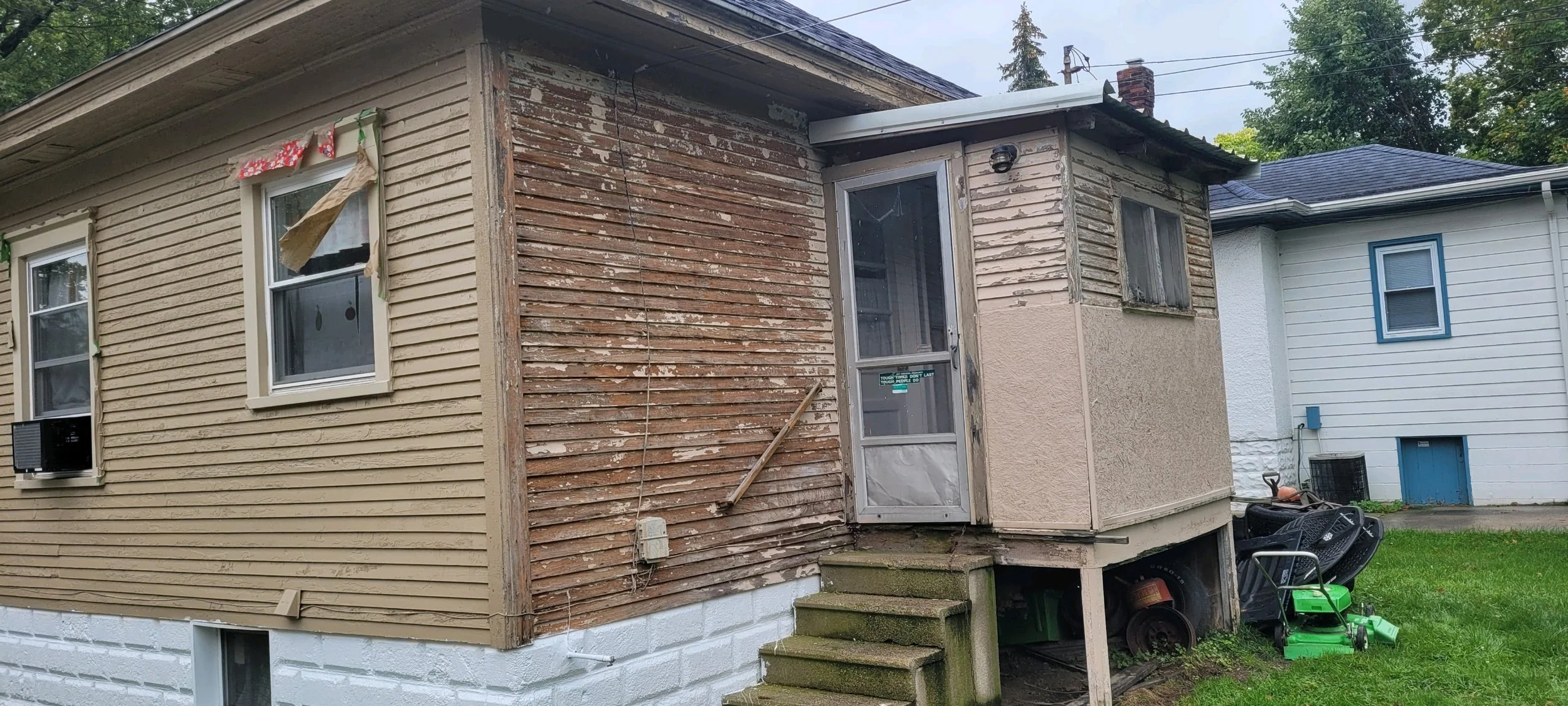 How Michigan Weather Impacts Exterior Materials