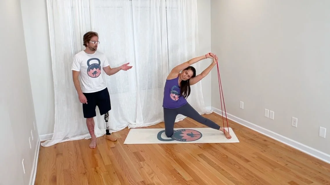 Lateral-Kneeling Overhead Side Bend (Band)