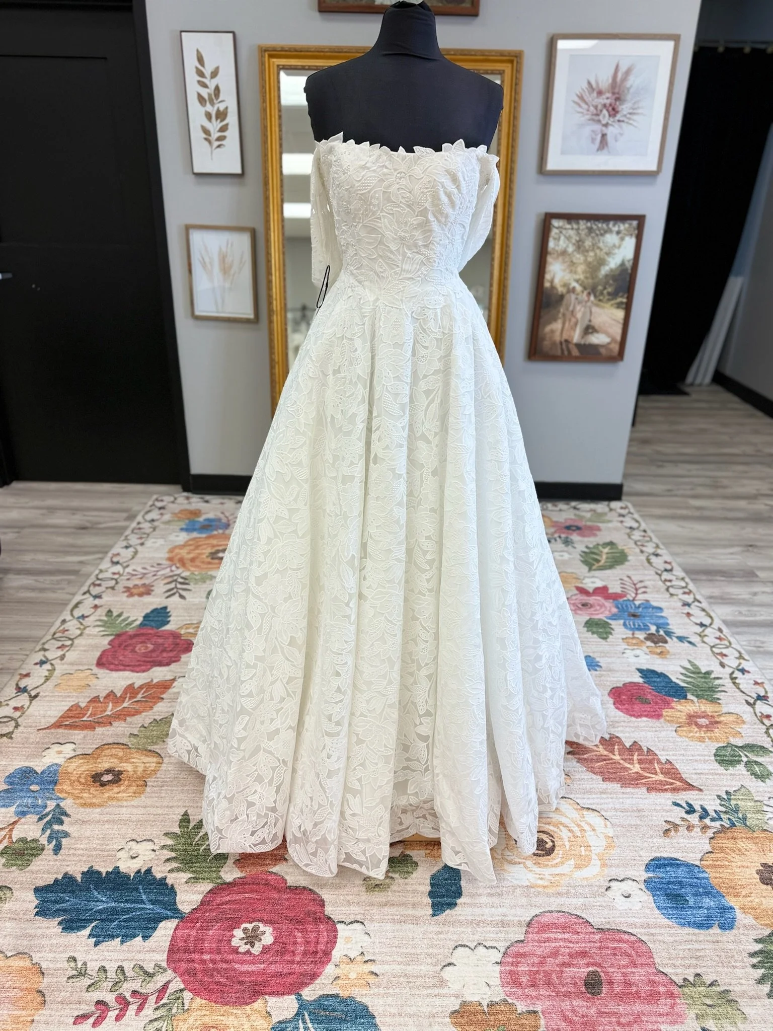 “EMELINE” - IVORY/FLORAL EMBROIDERY