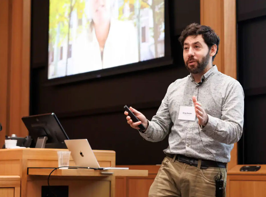 The Harvard Gazette | What if AI could help students learn, not just do assignments for them?&nbsp; 