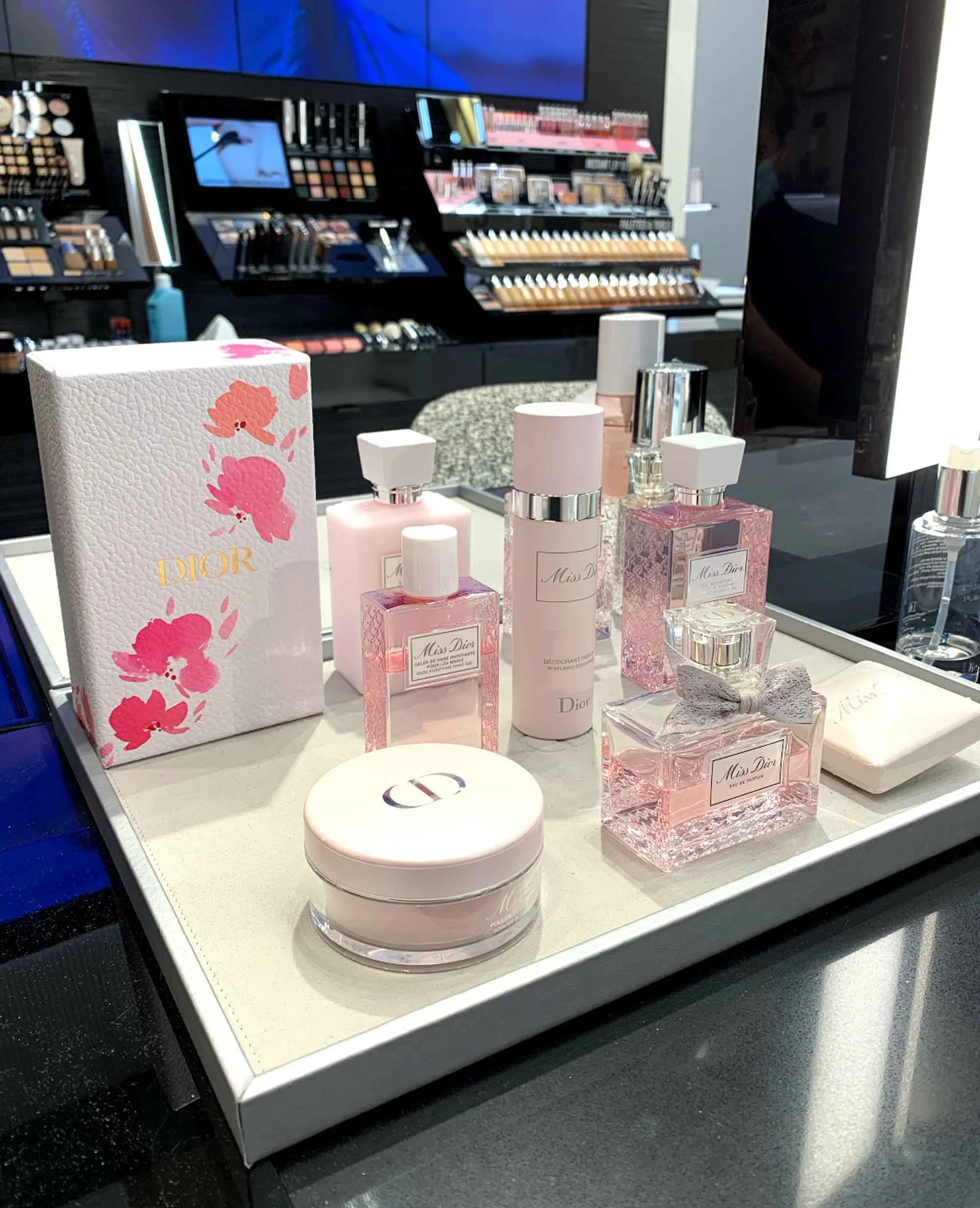 Dior-package-floral-liveevent-eventpainter.jpg