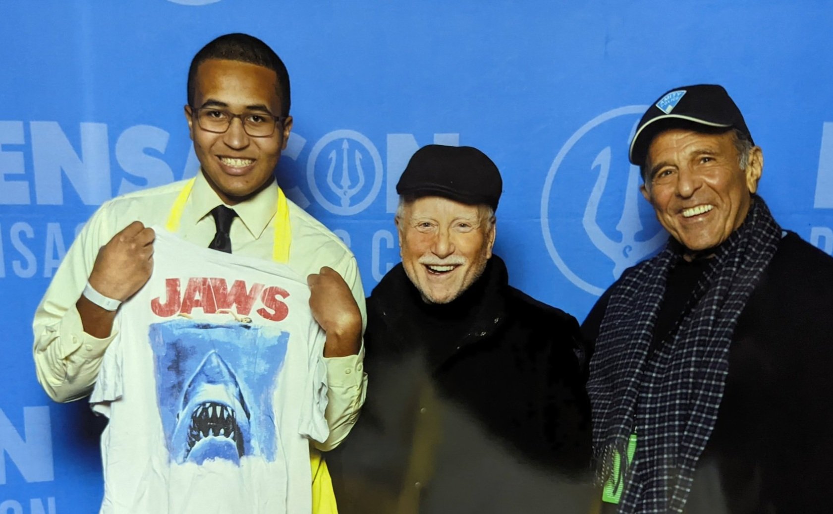 RICHARD DREYFUSS SHARES ROBERT SHAW STORY WITH DEVOTED JAWS FAN