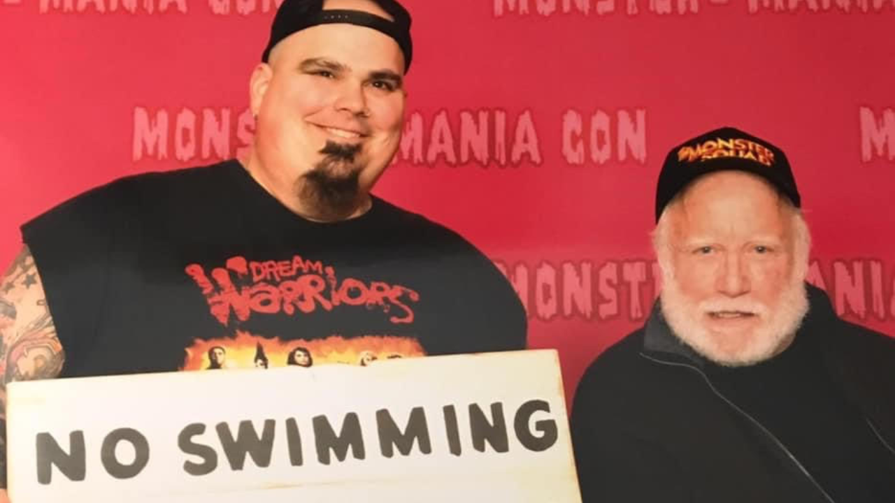 Film fan creates mini JAWS museum in his bathroom!  