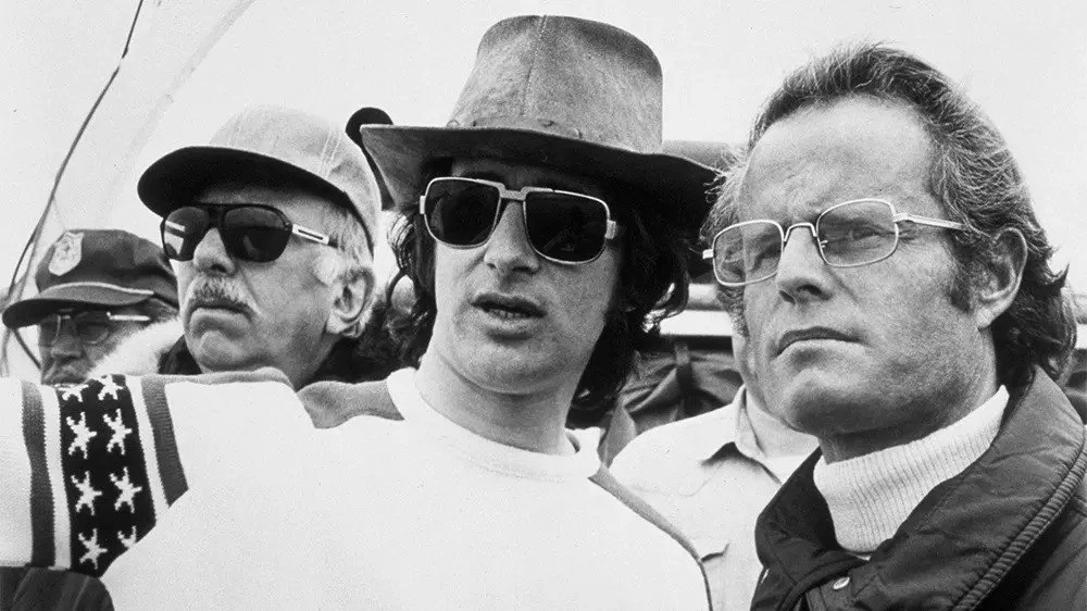 Is it hard to write a review paper on Spielberg's JAWS?