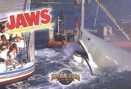 Are fans seeing signs indicating the return of the 'JAWS Ride'?