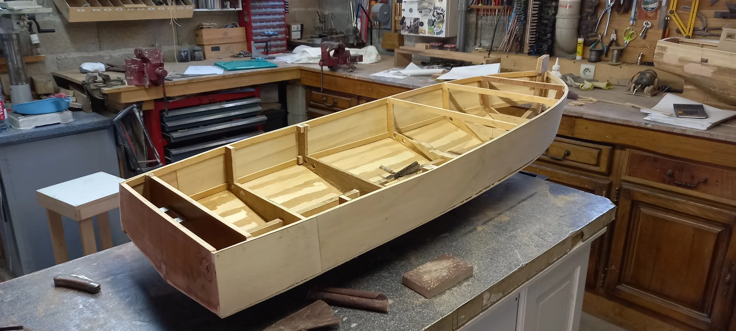 How To Build A Perfect Scale Model Of The 'Orca', The Boat From JAWS ...