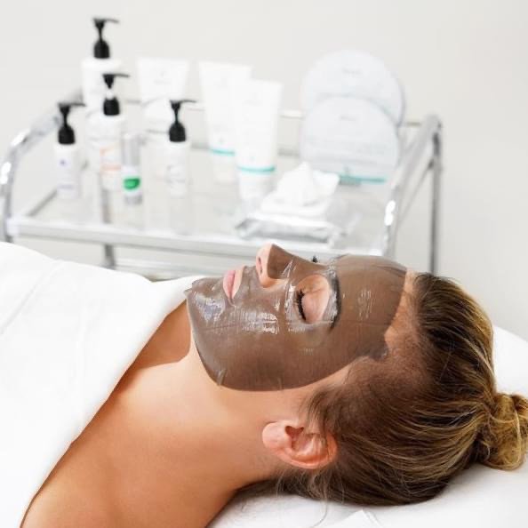 Dry. Dull. Depleted?⁠
Your skin is begging for a drink.⁠
⁠
Our Ultra-Hydration Facial Special is now HERE! A cooling, soothing, pro-youth treatment designed to instantly quench thirsty skin and bring back that fresh, dewy glow.⁠
⁠
This ultra-luxe fac
