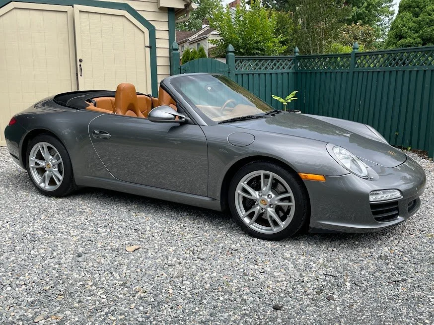 2010 Porsche 997 Carrera Cabriolet