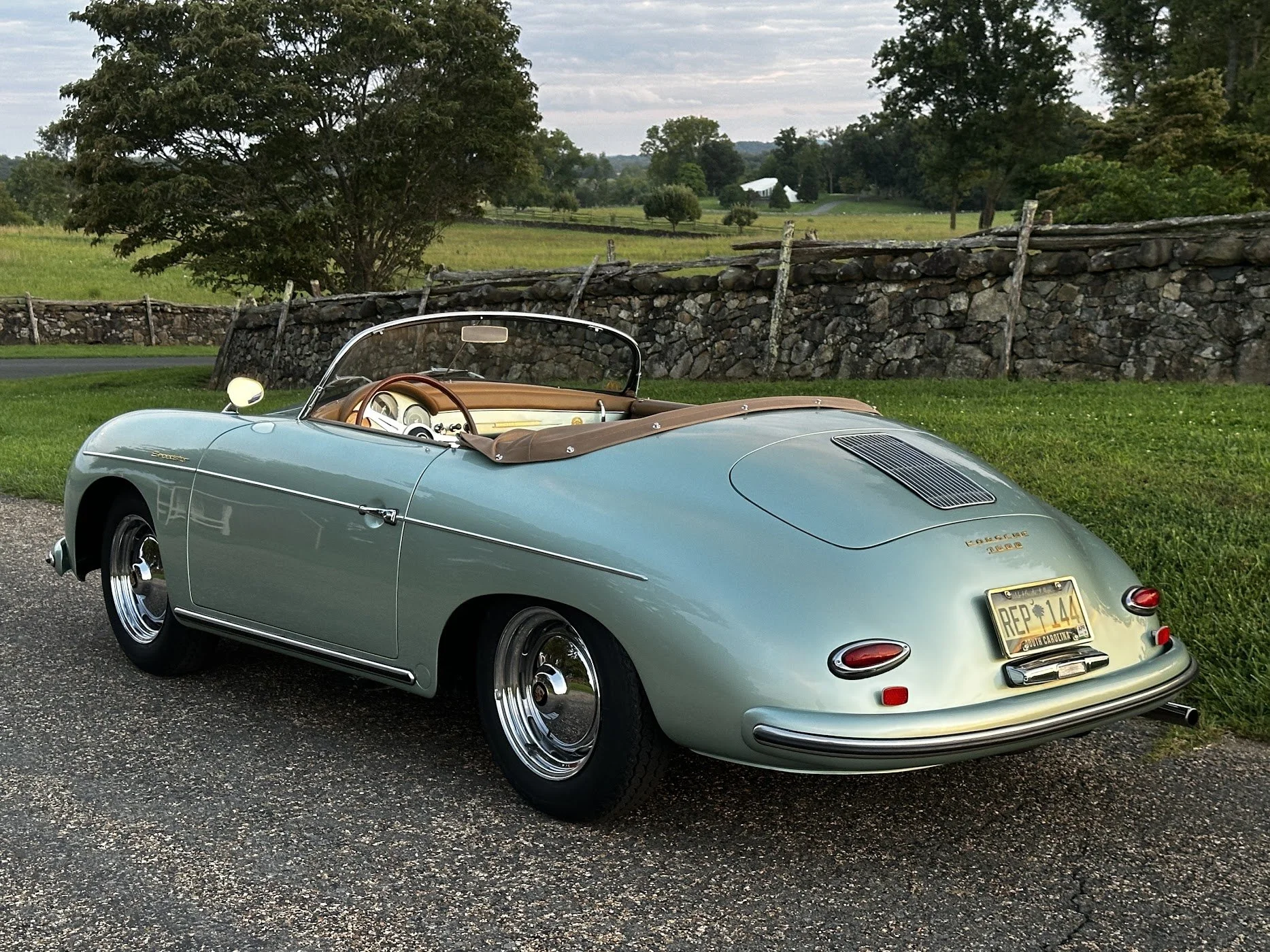 04-landscape-porsche-356-speedster.jpg