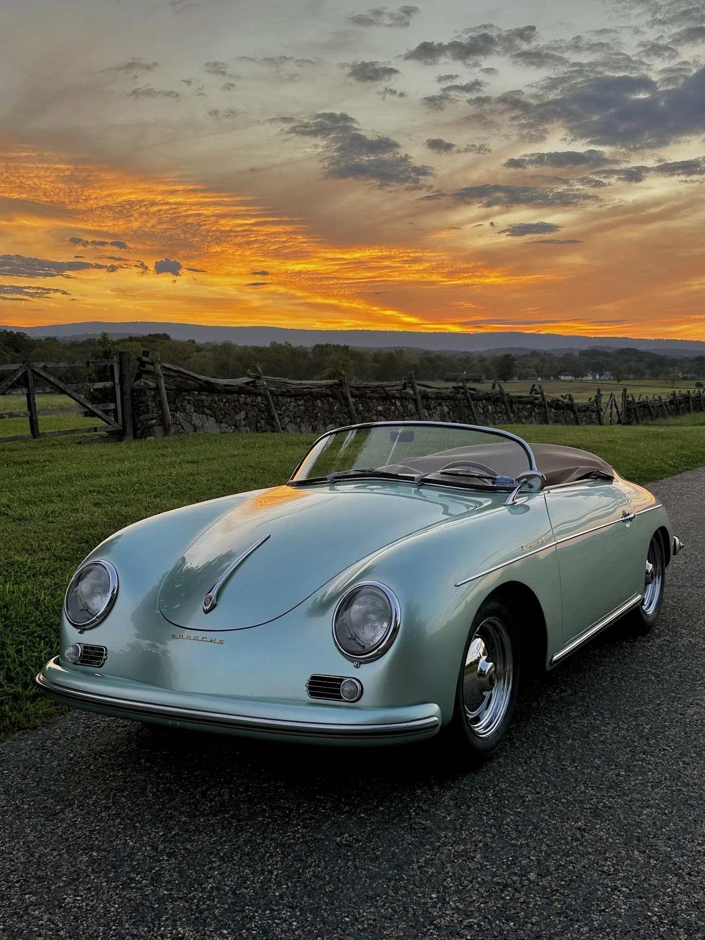 07-portrait-porsche-356-speedster.jpg