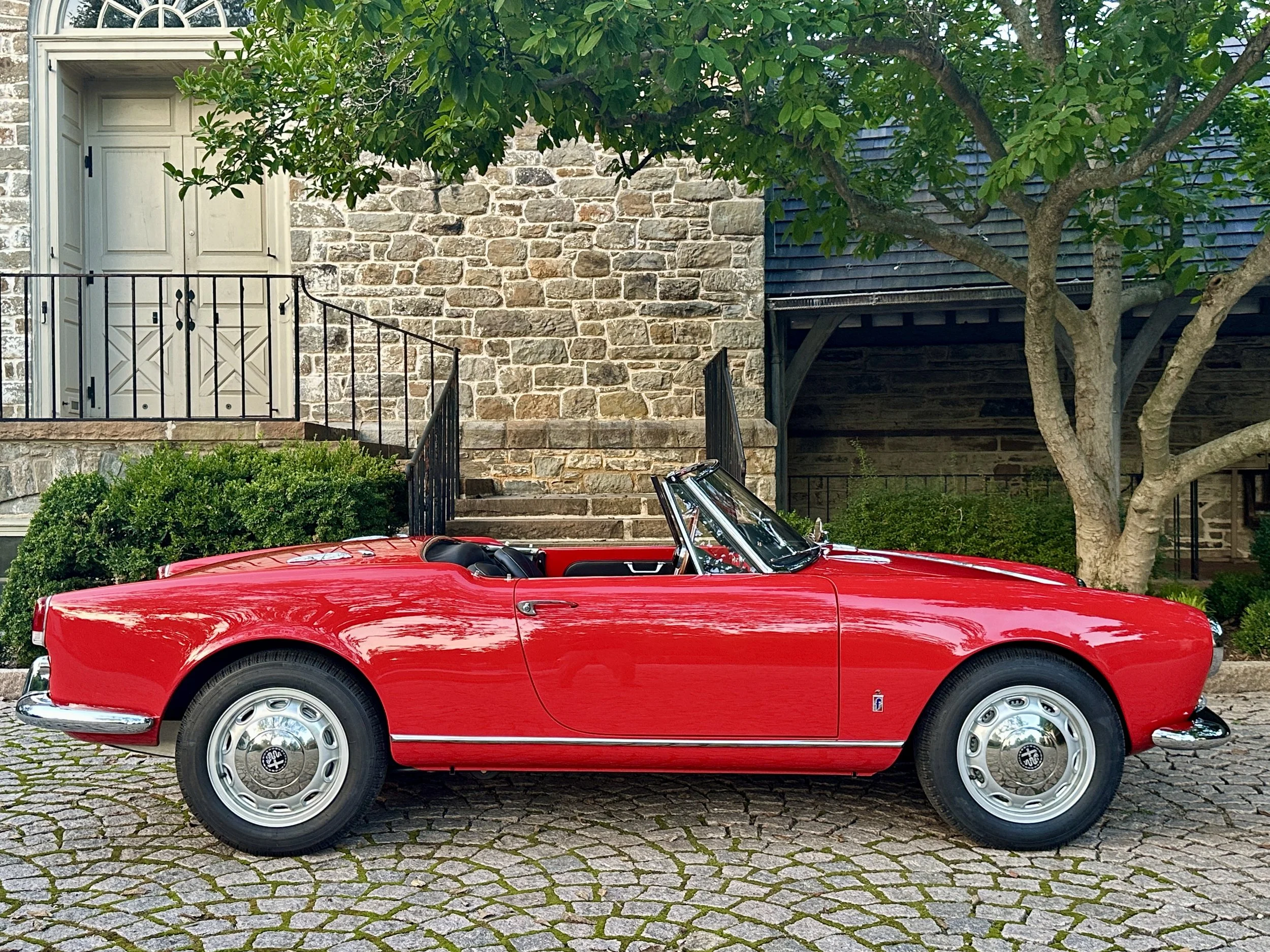 1961 Alfa Romeo Giulietta Spider Veloce