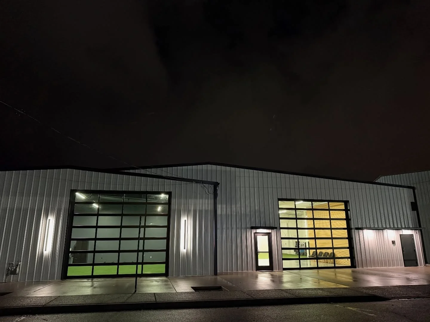 ✨BEFORE AND AFTER✨ So much fun taking on my first large commercial project and it happened to be our business!  Full building makeover both inside and out. We were able to add 2000sqft which allowed us to open another studio within our walls.
If you&