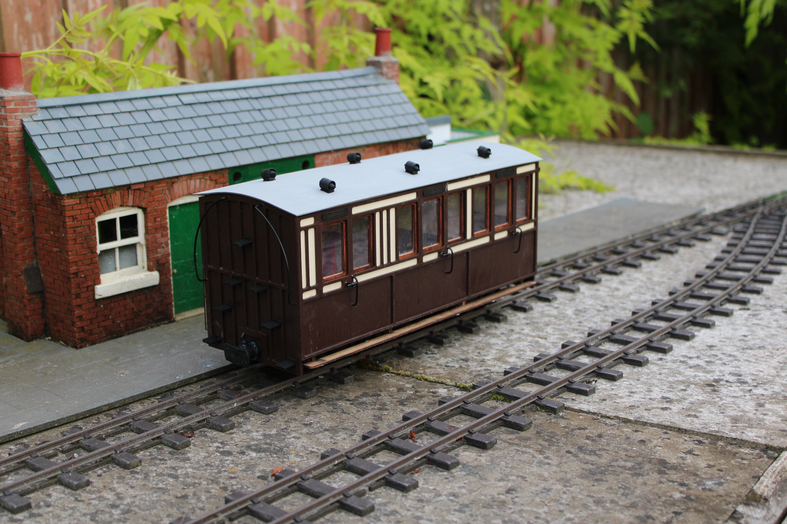 3 Compartment Dean Standard Gaurds carriage for garden railways, 16 mm and GScale
