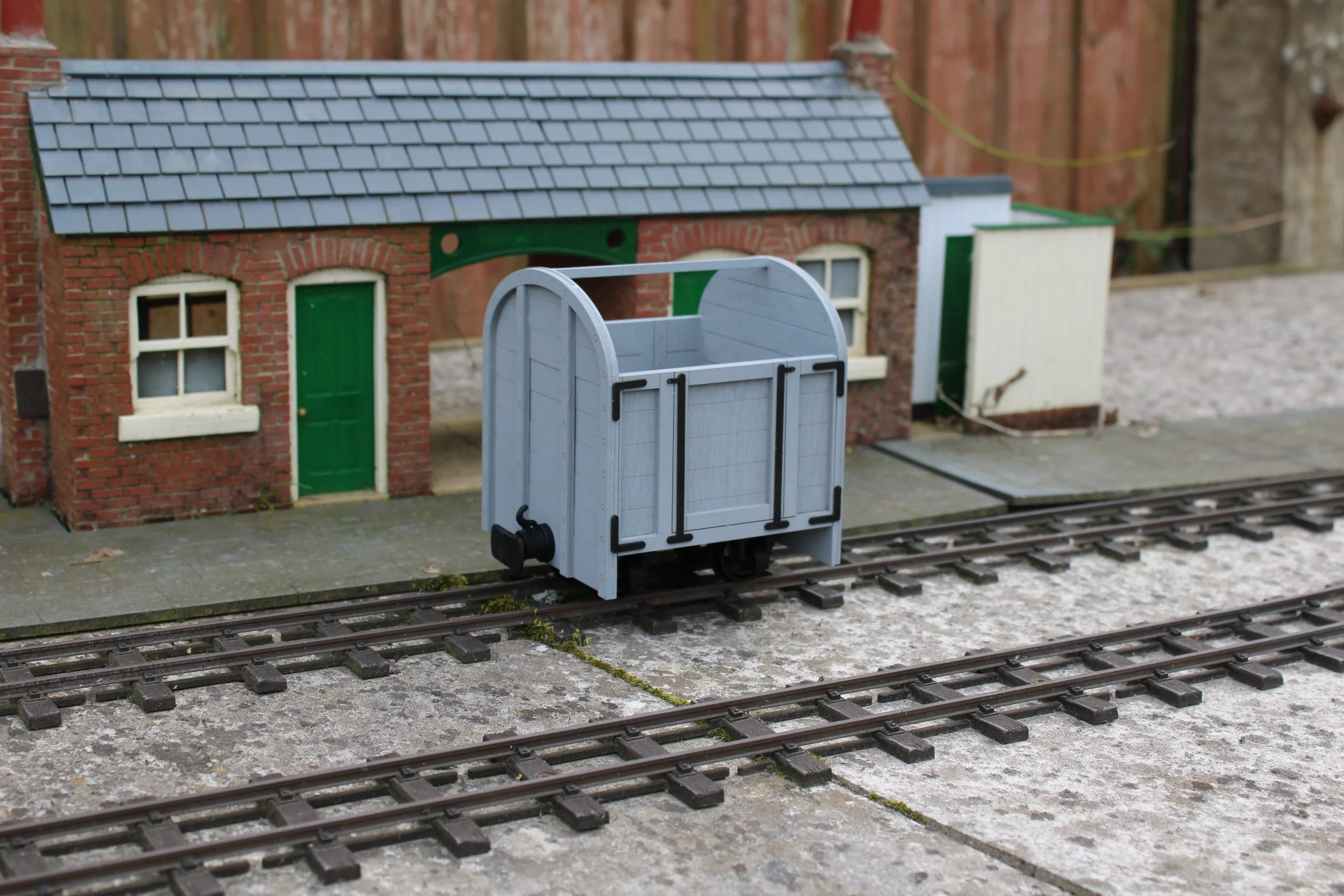 Stubby Open Goods Wagon for Garden Railways, 32 mm & 45 mm