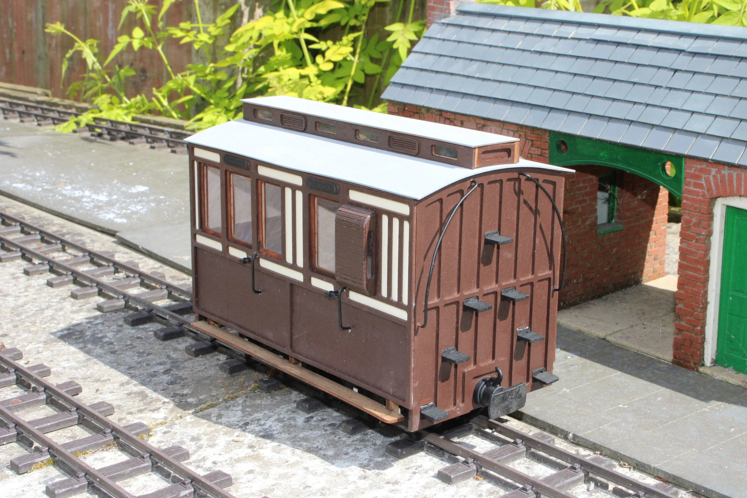 2 Compartment Dean Clemestory Guards carriage for garden railways, 16 mm and GScale