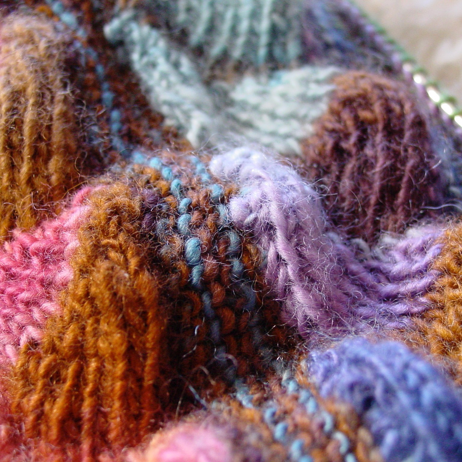 Overtwisted handspun singles knitted swatch