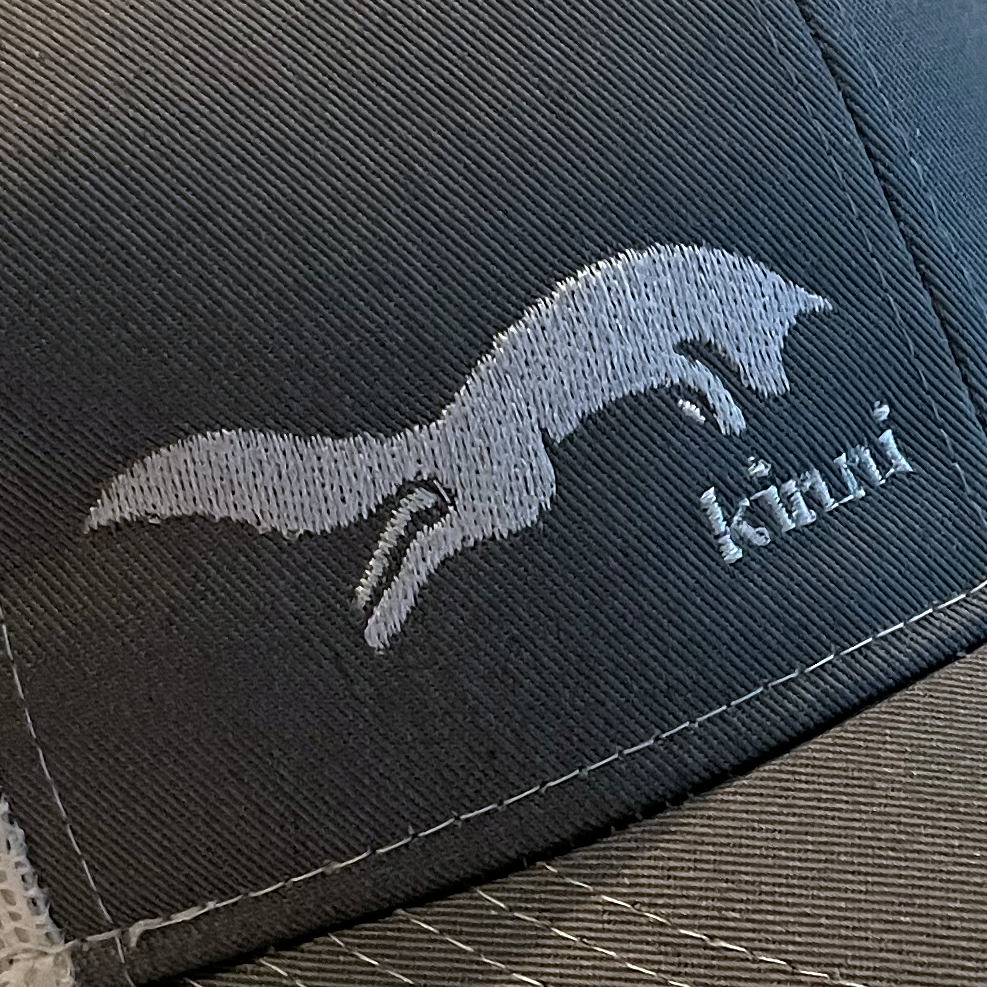 hat_detail_kinni_grey.png