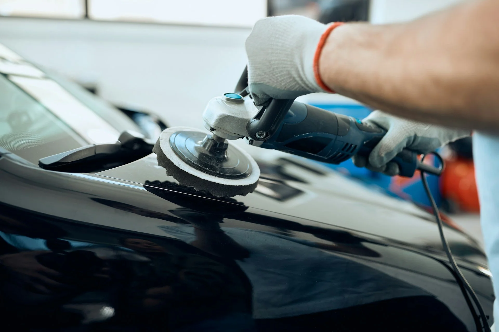 Luxury Exterior Detailing: Swirl Diagnosis, Clear-Coat Risks, and Next Steps