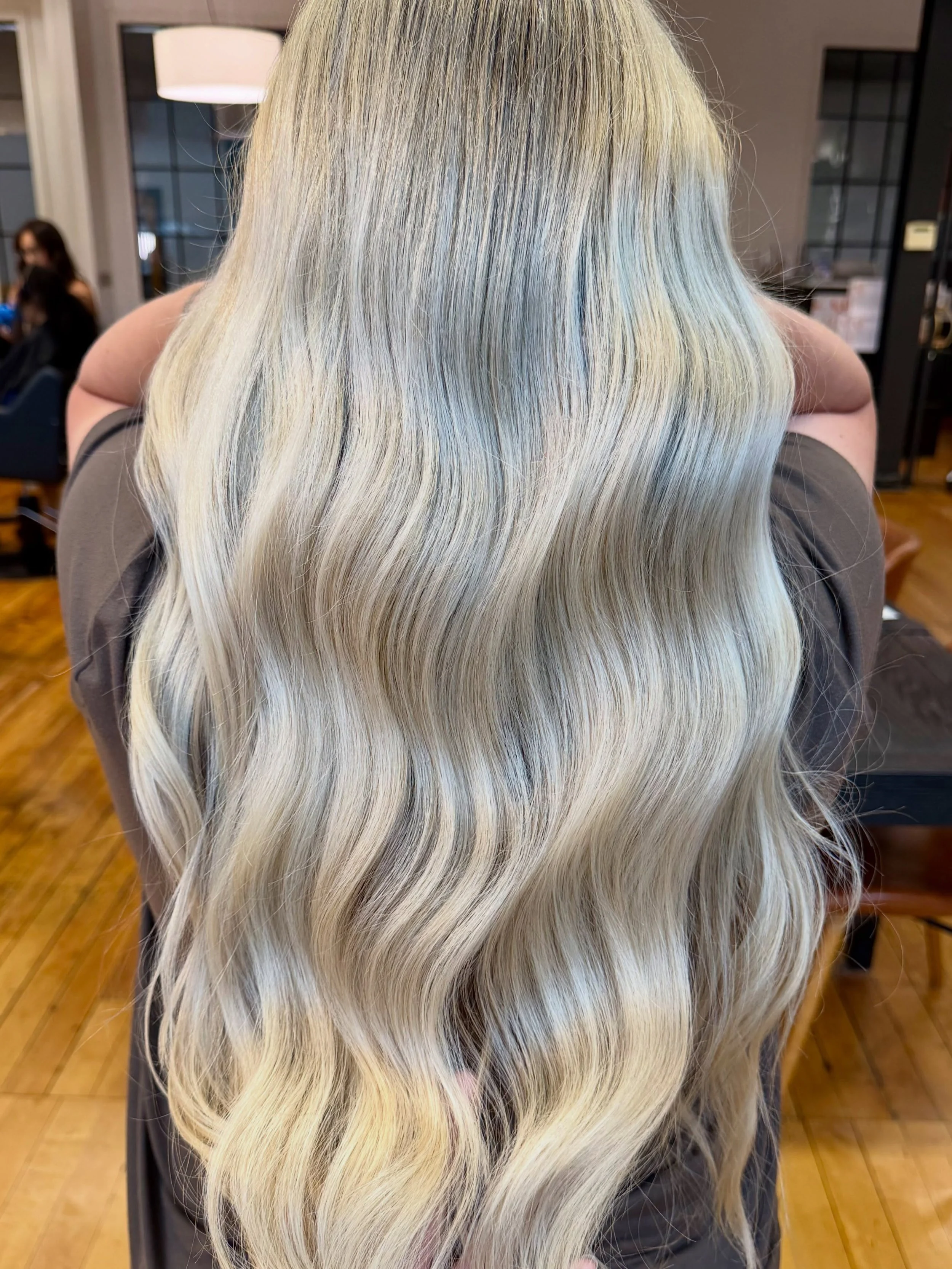 Some hair magic and a much needed refresh ♡ 

@hairbymorganmortimer back behind the chair!